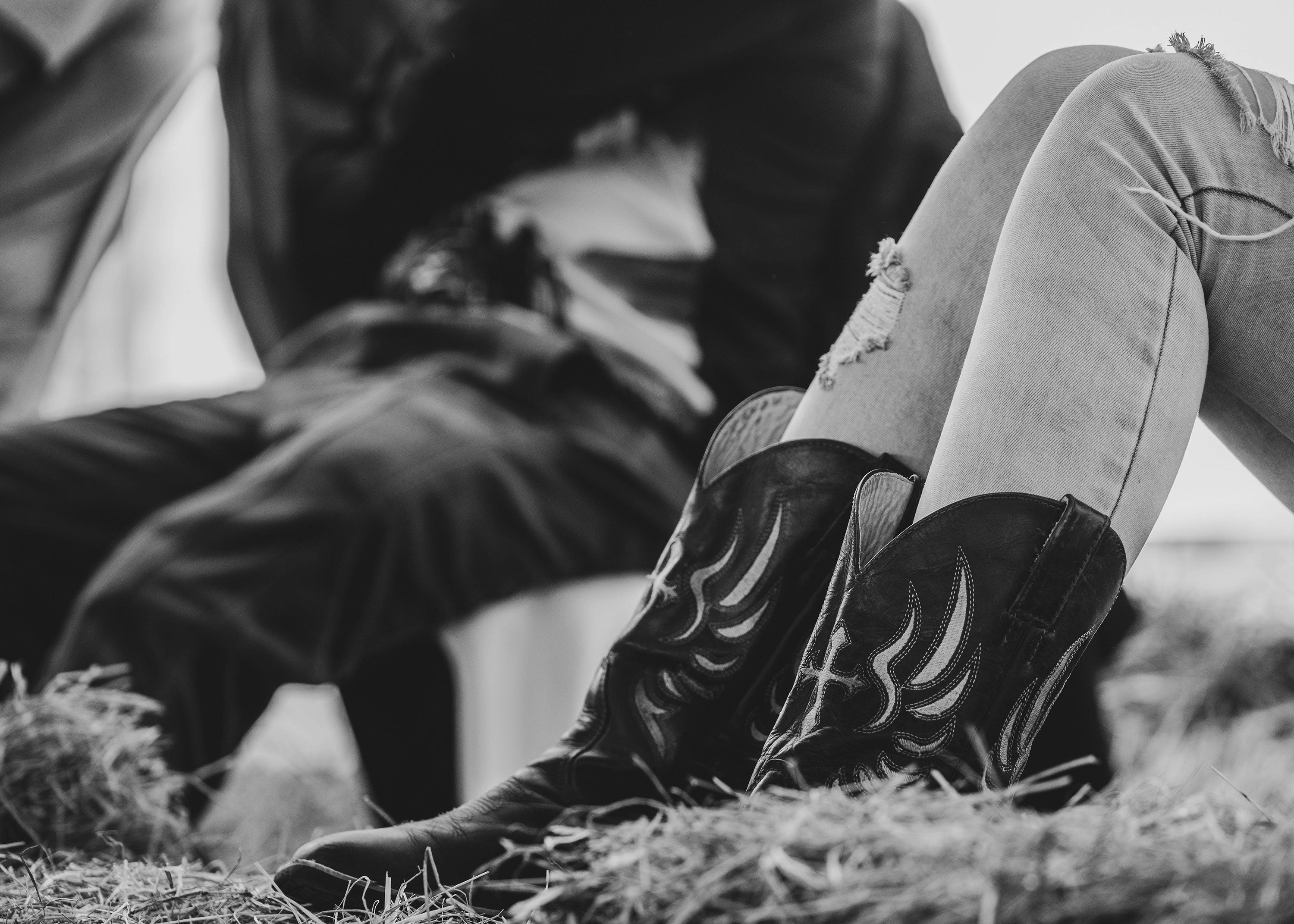 Cowboy Boots vs Western Boots: Which Style is Right for Your Wardrobe?